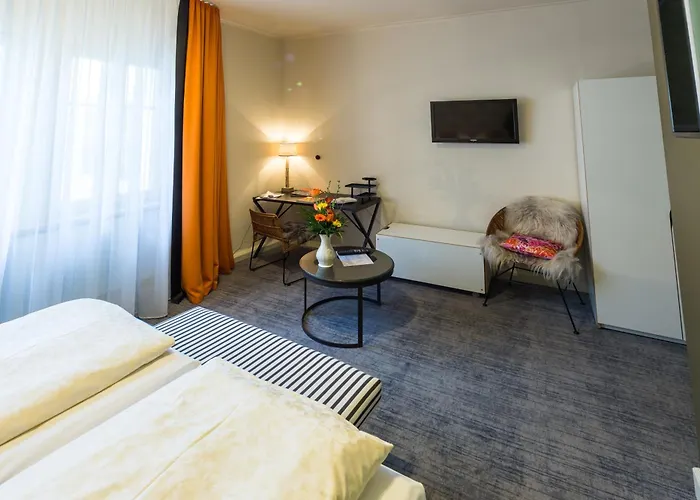 Historik Goldener Hirsch Rothenburg Hotel 3*