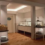 Historik Goldener Hirsch Rothenburg 3*