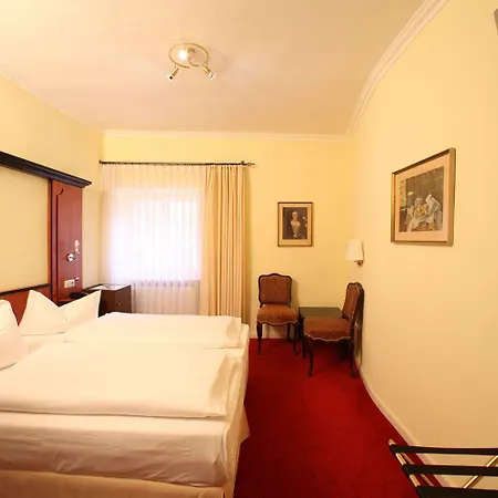 Hotel Historik Goldener Hirsch Rothenburg