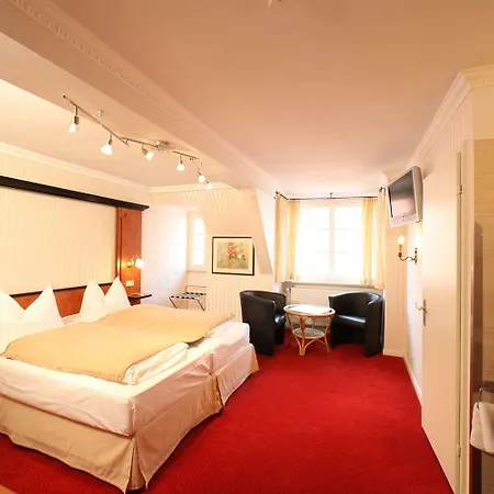Historik Goldener Hirsch Rothenburg 3* Ротенбург-на-Таубері