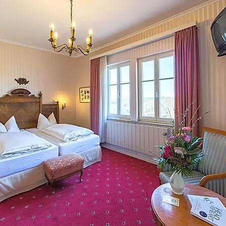 Historik Goldener Hirsch Rothenburg Ротенбург-на-Таубері