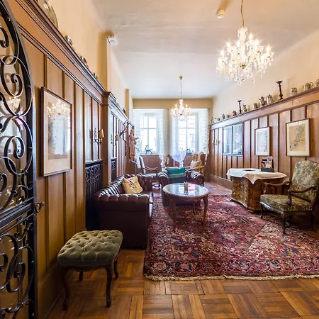 Hotel Historik Goldener Hirsch Rothenburg