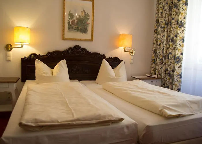 Historik Goldener Hirsch Rothenburg Otel