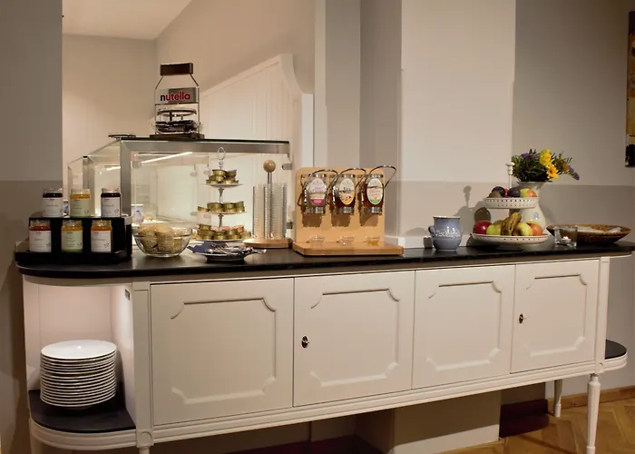 Historik Goldener Hirsch Rothenburg 3*