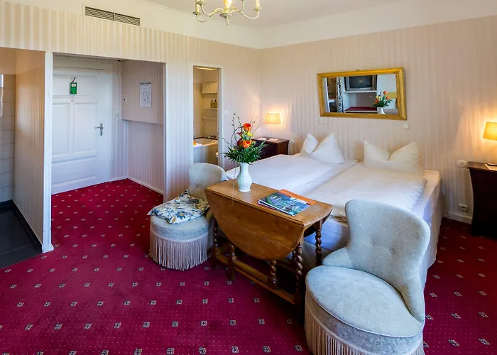 Historik Goldener Hirsch Rothenburg 3*