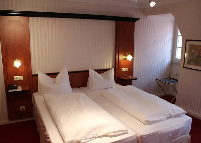 Historik Goldener Hirsch Rothenburg 3*