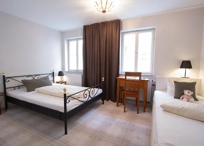 Hotel Historik Goldener Hirsch Rothenburg